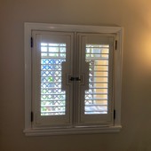 Norman Woodlore Plantation Shutters on Oak Knoll Gardens Dr in Pasadena, CA